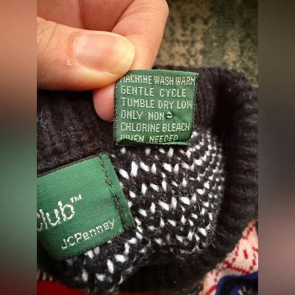 Vintage Hunt Club colorful pattern crewneck sweater, size large - Picture 8 of 8